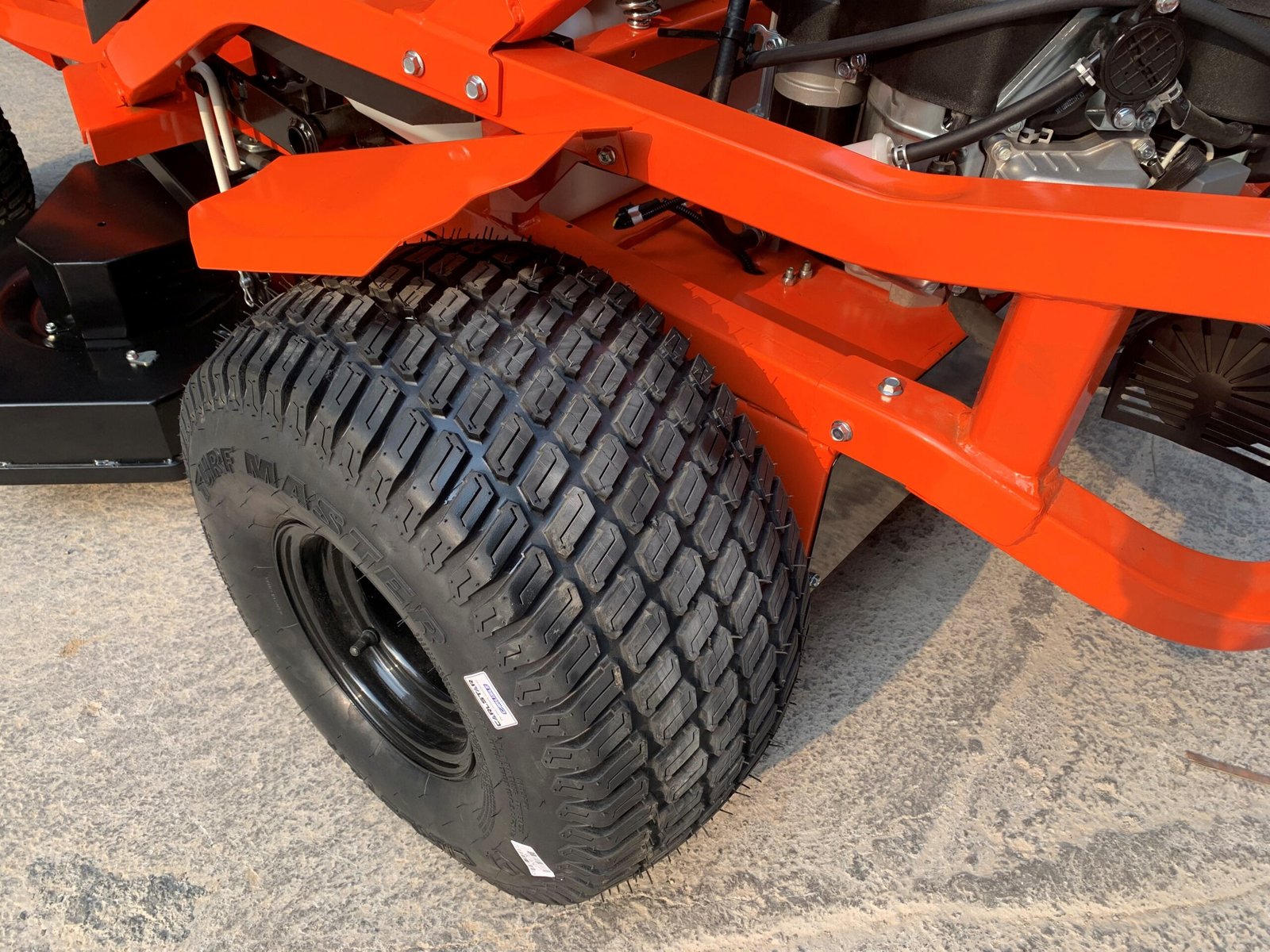 54 inch Zero Turn Grass Cutting Machine Lawn Mower Tractor Garden Riding Lawn Mower - Image 8